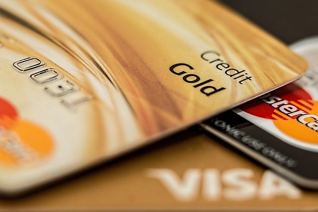 Forget about the Benefits of Credit Cards (If You Have Debts)